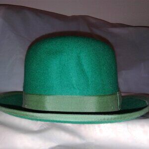 HXC St. Patrick's Irish Green wool Derby size large